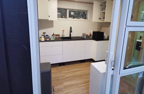 Tryphena House | Tiny Home only minutes from the pub, cafe and beach
