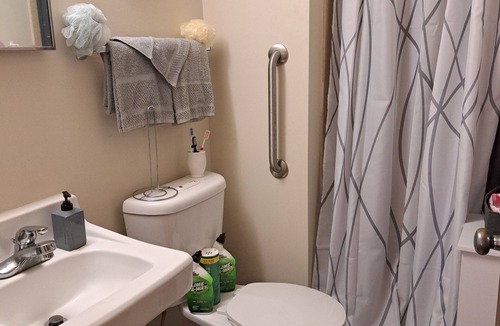 Whittier Bed & Breakfast | TISOM BRAND Bed Breakfast Beverages nA MAN'S CAVE#1