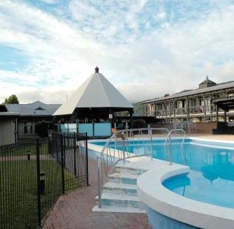 Tokaanu Hotel | Tokaanu Retreat