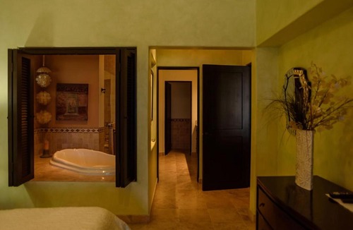 Zona Hotelera House | Tortuga Bay 2503 2BR by Casago