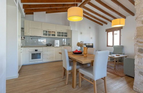 Pollensa Ski Chalet | Townhouse with puig de Maria view by home villas 360