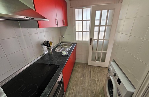 La Parata House | Townhouse with WIFI within walking distance of the Beach