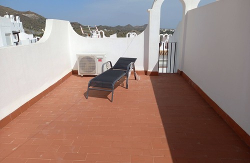 La Parata House | Townhouse with WIFI within walking distance of the Beach