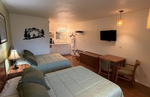 Eureka Springs Hotel | Trailhead Lodge