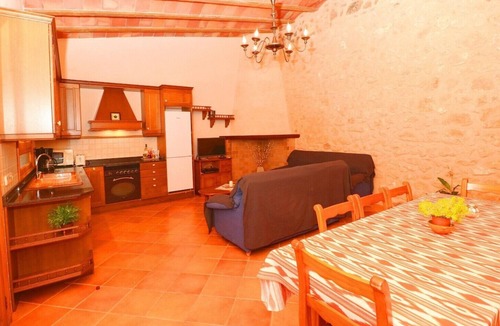 Campos Villa | Tranquil Country Home Can Guillem with Pool, Terrace, Wi-Fi & Air Conditioning