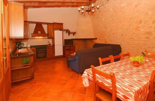 Campos Villa | Tranquil Country Home Can Guillem with Pool, Terrace, Wi-Fi & Air Conditioning