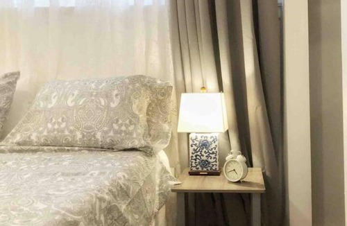 Northeast Apartment | Tranquil DC neighborhood, close to metro