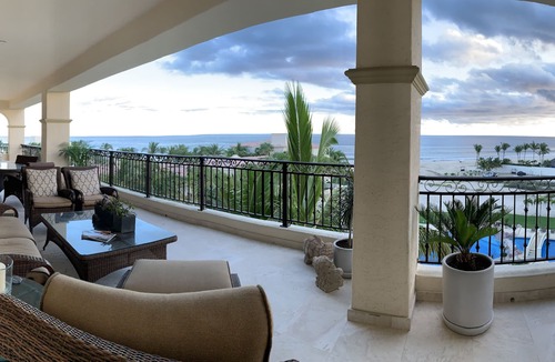 Zona Hotelera Condo | Triple En-suite on the beach at Las Mananitas