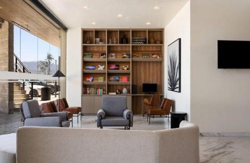 Ciudad Guzman Hotel | TRYP By Wyndham Ciudad Guzmán UTTSA