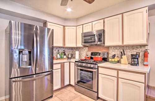 Peter Howell House | Tucson House with Private Pool 5 Mi to Downtown!