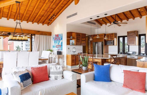 Bucerias Apartment | Turquesa - Penthouse, Two Level Beach (30 Steps)