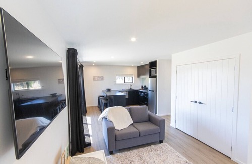 Twizel House | Tussock Treasure 1 - Twizel