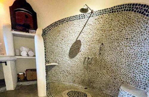Litibu Villa | Twenty Steps from Litibu Beach at this Hideaway