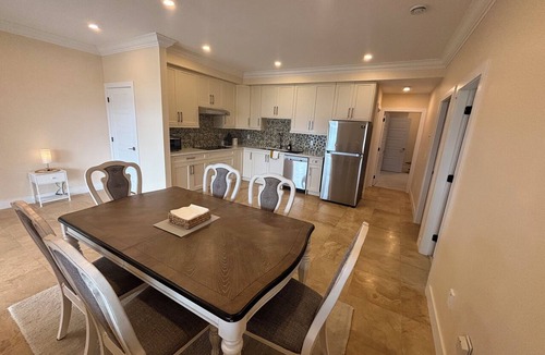 Gibsons House | Twin Timbers 2 Bedroom Ocean View Retreat With Outdoor Kitchen