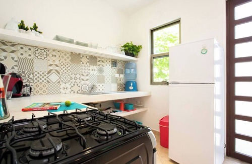 Akumal House | Two-Bedroom Family Bungalow -at- YOUR HAPPY PLACE!nn
