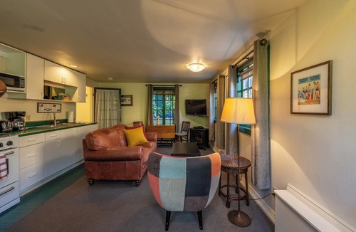 Bowen Island Resort | Union Steamship Marine Resort