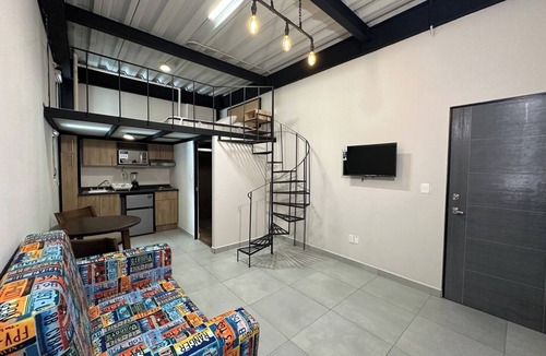 Gustavo A. Madero Apartment | Unique Loft in Ex-Factory: History and Style