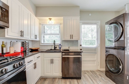 Piedmont Heights Apartment | Updated Piedmont Heights Apt - 5 Mi to Dtwn ATL!