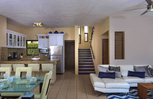 Cabo Bello House | Updated & Professionally Decorated- 5 Star LUXURY Ocean View Villa!