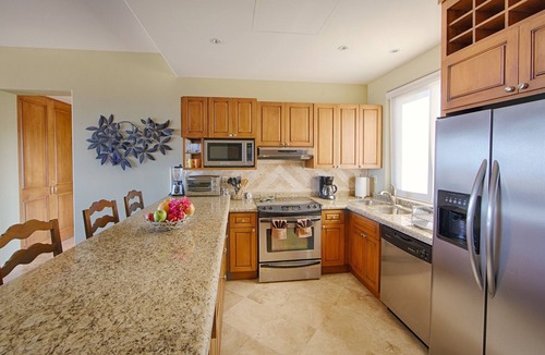 Downtown San Jose del Cabo Condo | Upscale Ocean View 2BR Suite · Resort Pools & Gym
