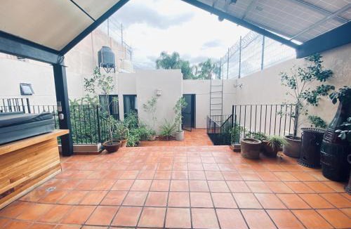 Guadalajara House | Urban Hacienda downtown, tranquil, spacious, jacuzzi