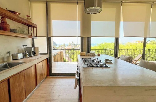 La Manzanilla House | Vacation at Casa Tamarindo in La Manzanilla: The Perfect Family Getaway