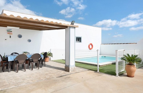Barrio Nuevo House | Vacation Home "Casa Sheila" with Private Pool, 2 Private Terraces & Wi-Fi
