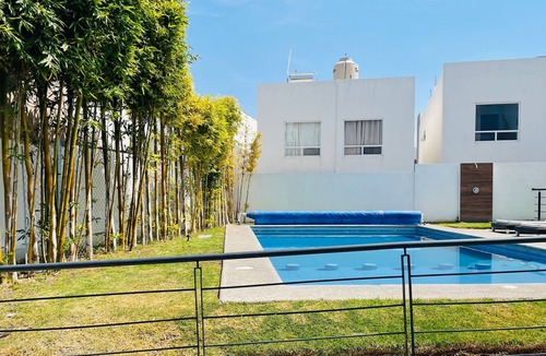 Queretaro Municipality House | Vacation in a house equipped with heated pool, tranquility and total comfort.