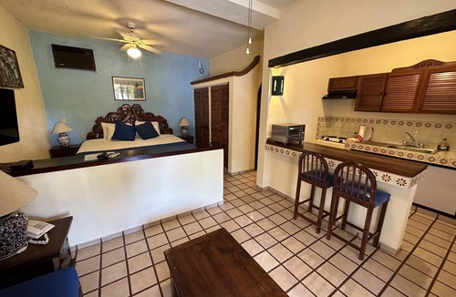 Romantic Zone Hotel | Vallarta Sun Suites