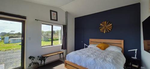 Mangapai House | Valley Views Near City & Coast