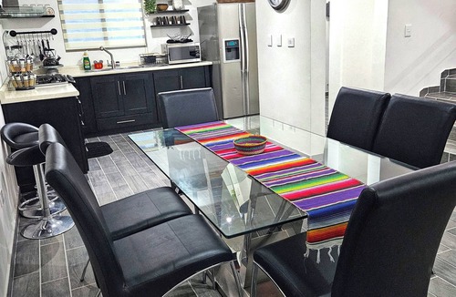Juarez Municipality House | Vane's House 5 minutes from the Consulate