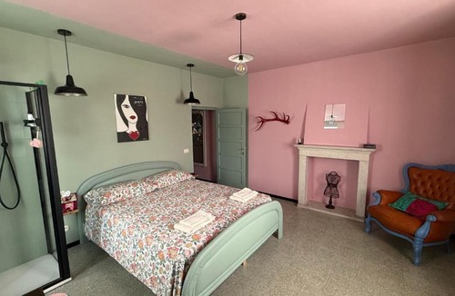 Schia House | Verde Salvia House