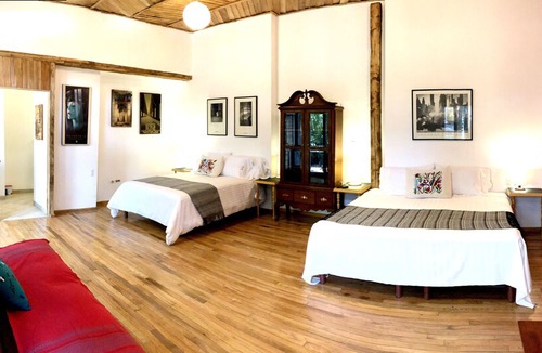 Del Carmen House | Very close to the House of Frida Kahlo!