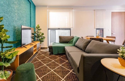 Doctores Apartment | VH | Great location | Spacious flat 3BR | 225