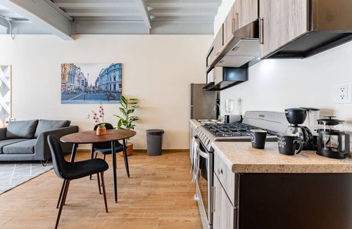 Zona Rosa Apartment | VH | Loft Urbano | Lundry + rooftop | 301