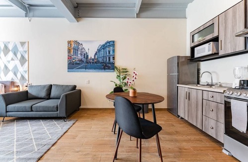 Zona Rosa Apartment | VH | Loft Urbano | Lundry + rooftop | 301