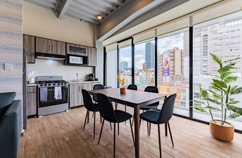 Zona Rosa Apartment | VH | Roma Nte | Apt | Balcony and Laundry Room | 311