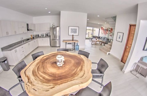 La Cruz de Huanacaxtle Villa | Villa 13E: B Nayar Beach Club Access Included!