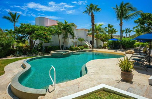Palmilla Villa | Villa ∙ 3 bedrooms ∙ 10 guests