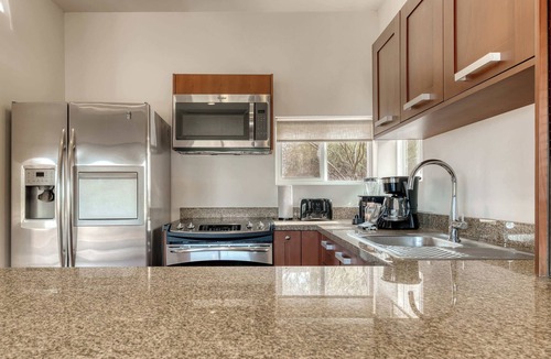 La Paz Apartment | Villa 3BR Ocean View & Jacuzzi at Colinas