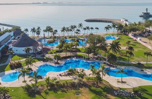 La Cruz de Huanacaxtle Villa | Villa 4F: 4BR w Private Pool & BNayar Beach Club