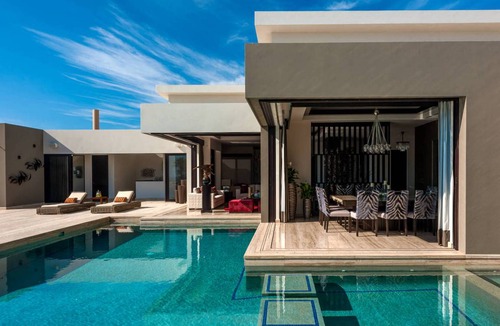 Cabo Bello Villa | Villa ∙ 7 bedrooms ∙ 14 guests