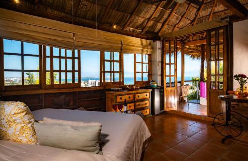 La Cruz de Huanacaxtle Bed & Breakfast | Villa Bella Bed & Breakfast Inn