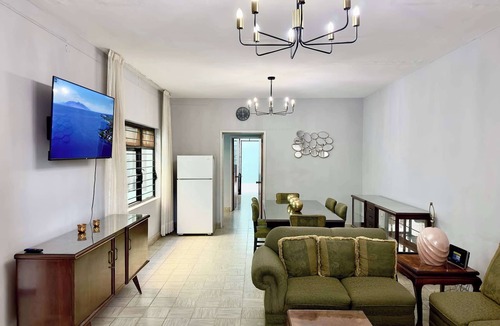 Guadalajara Municipality House | Villa by Centro Medico Occidente 3 br
