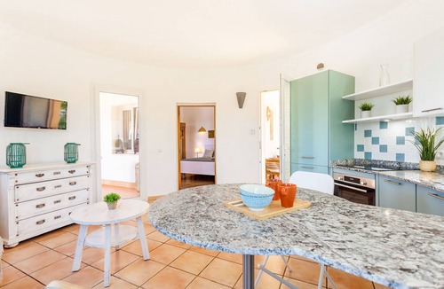 Son Moja Apartment | Villa Can Flores 2