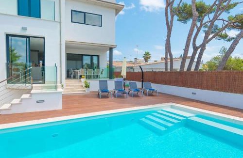 Son Baulo Villa | Villa Casa Marian for 8 with swimming pool, garden and close to beach