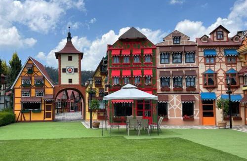 El Oro Hotel | Villa Claus Inn