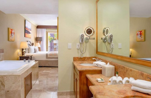 Chula Vista Hotel | Villa Del Arco Beach Resort & Spa Cabo San Lucas
