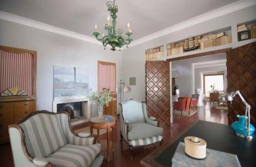 Aduanas Bed & Breakfast | Villa Dora