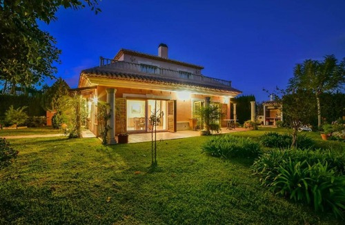 Empedrola Villa | Villa Eden - Plusholidays